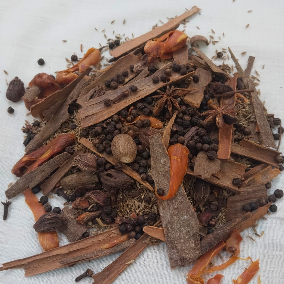 Mix Warm Spices Whole / Mix Garam Masala Sabut 200g